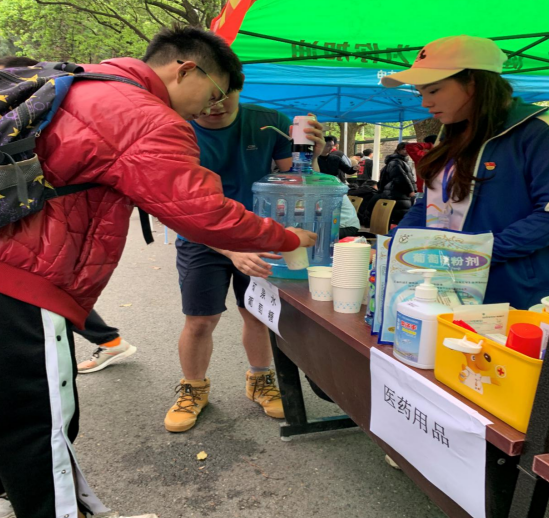 发挥先锋模范作用,助力重庆体考工作 ——体育学院党委开展“学史力行”主题教育实践活动07.png